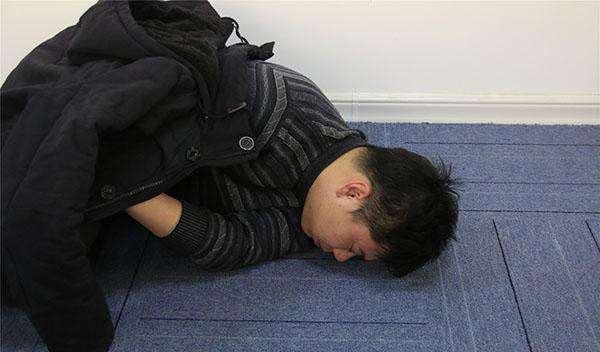 熬夜猝死的前兆是什么？熬夜出現(xiàn)這4個種跡象，千萬要注意！