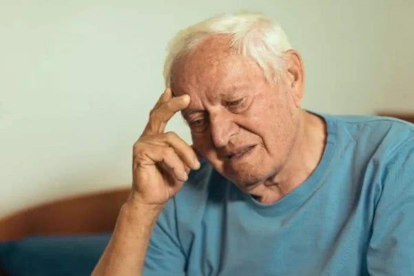 為什么會出現老年癡呆？老年癡呆一般的誘發條件！