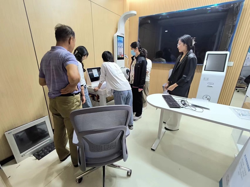 健康小屋提高國民幸福指數打造健康中國 健康小屋提高國民幸福指數打造健康中國